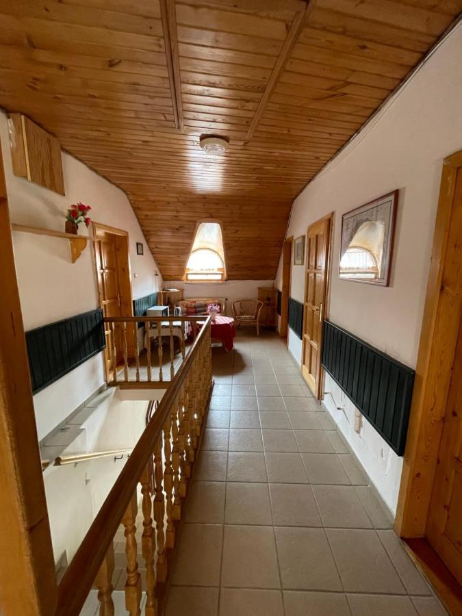 Katalinkert Panzio Bed & Breakfast *