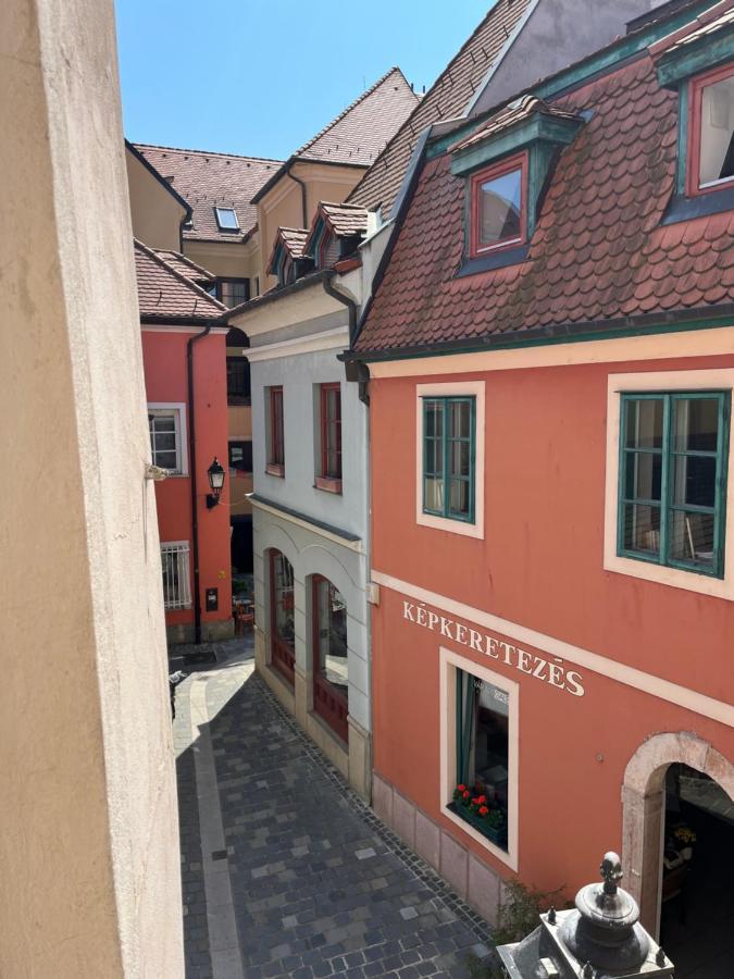Katalinkert Panzio Bed & Breakfast *